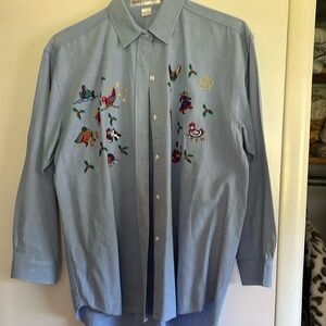 Casey Coleman Christmas 🎄 🤶 embroidered shirt- Large - vintage, festive